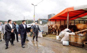 Kağıthane’de kurban pazarında sıkı denetim