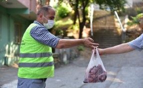 Gönül Elleri Çarşısı’ndan Tuzlalılara 5 Ton Kurban Eti Yardımı