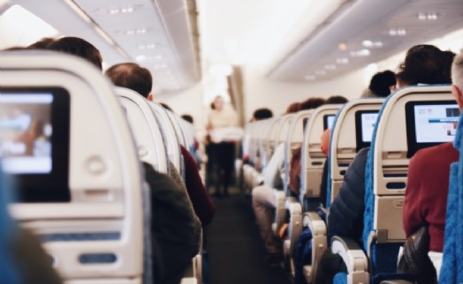 Uzmanlar uyardı: Uçak yolculukları sonrası kulak rahatsızlıklarına dikkat!