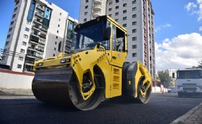 Tuzla’da 2021 yılının ilk 8 ayında 32 bin ton asfalt serimi yapıldı