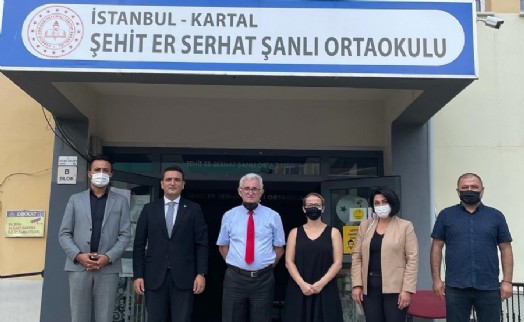 CHP Kartal İlçe Örgütü devlet okullarına ziyaret programı başlattı