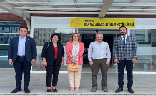 CHP Kartal İlçe Örgütü devlet okullarına ziyaretini sürdürüyor