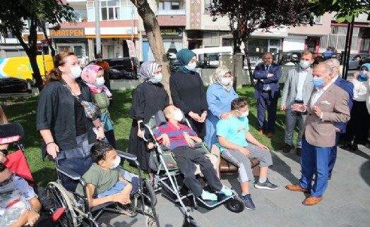 ‘Engelsiz Yaşam Parkı’ Bayrampaşa’da açıldı