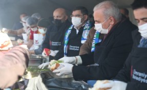 Ümraniyeliler Hamsi Festivali'ne akın etti