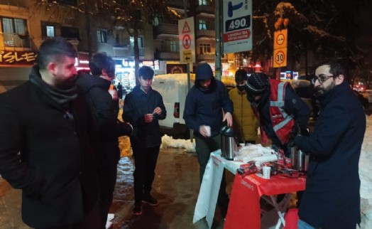 Yeniden Refah Ümraniye’den iç ısıtan ikram