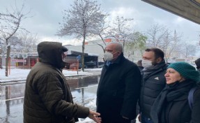 Kara kış CHP Kartal’a engel olamadı
