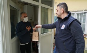 Kağıthane Belediyesi vatandaşa milyonlarca hijyen seti dağıttı