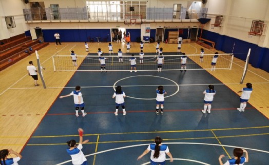 İBB 35 yeni spor salonunu okullara teslim etti