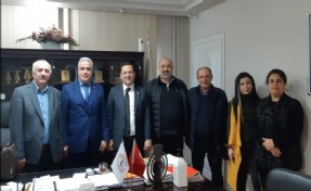 CHP Ümraniye pazarın nabzını tutmaya devam ediyor