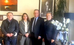 İYİ Parti Sarıyer’den 14 Mart ziyareti