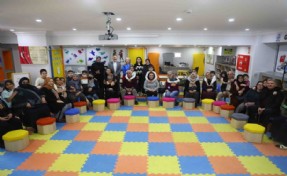Torunlarıyla masallar diyarında buluştular