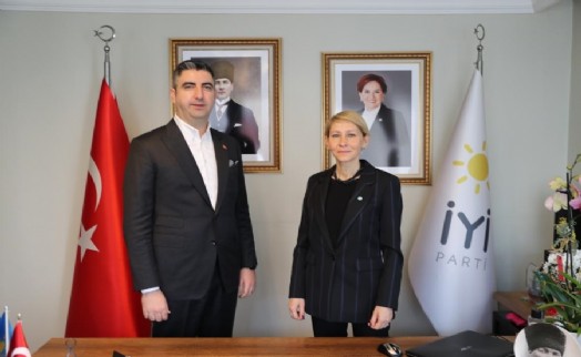 Başkan Gökhan Yüksel’den İYİ Parti Kartal’a ziyaret