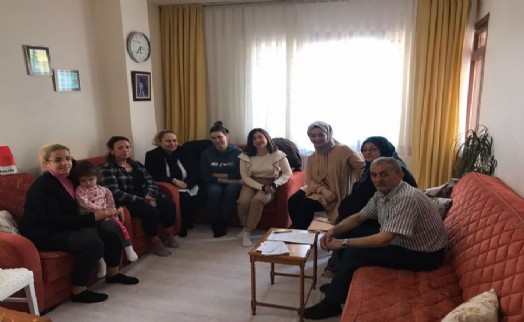 MHP Şişli’de ev ziyaretleri sürüyor