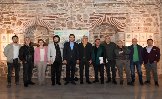 Desen sergisi Beşiktaş’ta sanatseverlerle buluştu