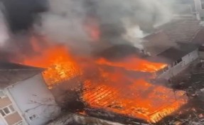 Sarıyer’de büyük yangın! Dumanlar mahalleyi sardı