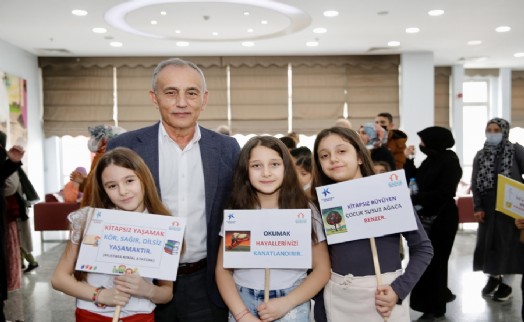 Kemal Çebi ‘Kütüphanesiz tek bir il ve okul kalmasın’