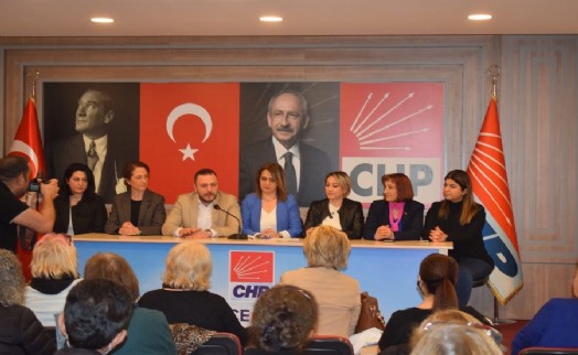 CHP Kartal'dan basın açıklaması ‘10 kadından 4’ü en erkek şiddetine maruz kalıyor’