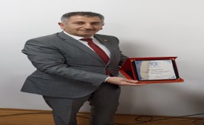 Engelli Hakları Derneği’nden Resul Kılıç’a teşekkür plaketi