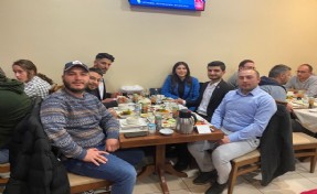 Muhalefetin gençlik kolları iftarda buluştu