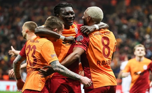 Galatasaray barış için sahaya çıkıyor