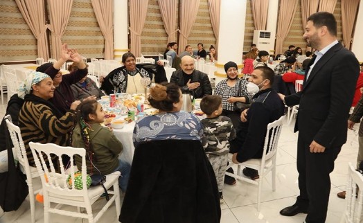 Mevlüt Öztekin Roman vatandaşlarla buluştu