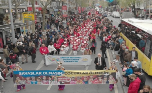 Çocuklar Sarıyer’de barış için yürüdü