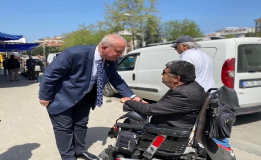 CHP Kartal gönüllere dokunuyor