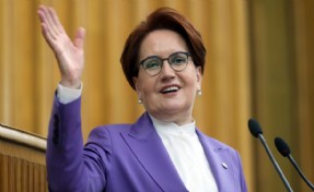 Akşener gençlere seslendi ‘Onlar unuttular ama sen hatırlayacaksın’