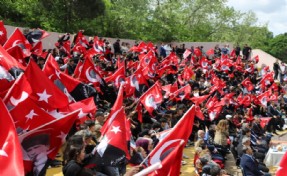 Sarıyer kırmızı beyaza büründü