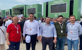 AK Parti Sarıyer tam kadro Cumhurbaşkanı Erdoğan’ın yanında