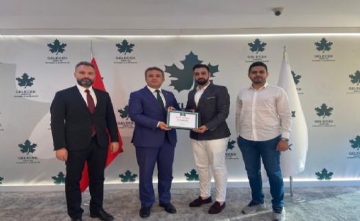 Kağıthane’de gençlerin geleceği emin ellerde