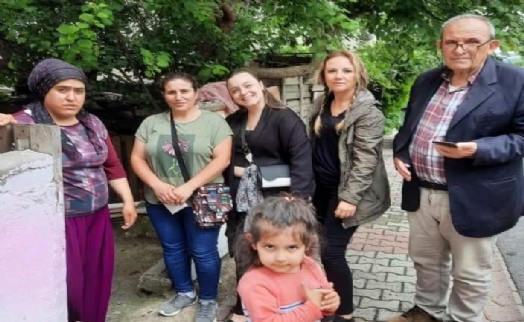 CHP Ümraniye’den kapı kapı öbek çalışması
