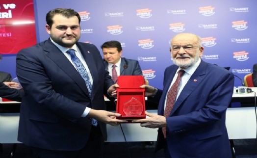 Saadet Partisi İstanbul Teşkilatı zirveyi bırakmadı