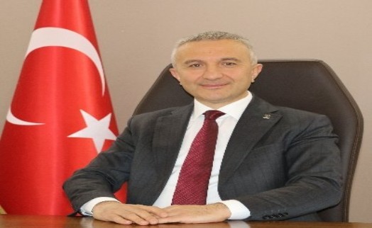 Akın İlhan ‘Bir Kurban Bayramı'na daha ulaşmanın mutluluğunu yaşıyoruz’