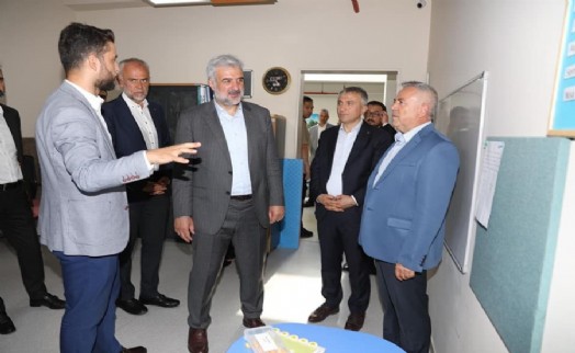 AK Parti’den Çekmeköy Engelsiz Yaşam Merkezi'ne ziyaret