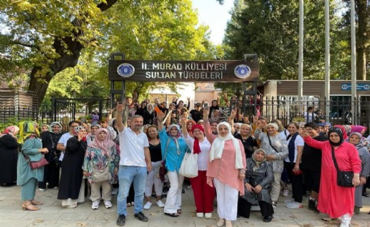 MHP Kağıthane’den kültür gezisi
