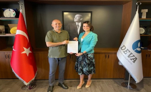 Küçükçekmece’de DEVA Partisi Eda Ateş Adıyeke’ye emanet