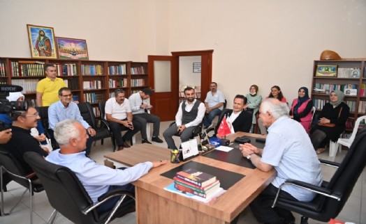 AK Parti heyetinden Tuzlalı esnaf ve vatandaşlara ziyaret