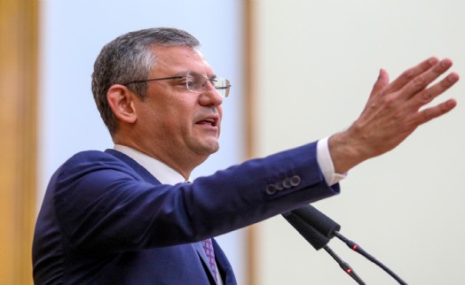 CHP lideri Özgür Özel’den flaş seçim mesajı! ‘Seçimlerde mevcut belediye başkanlarımızı...’