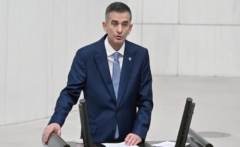 Disipline sevk edilen Ümit Dikbayır İYİ Parti’den ihraç edildi
