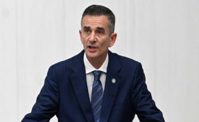Disipline sevk edilen Ümit Dikbayır İYİ Parti’den ihraç edildi