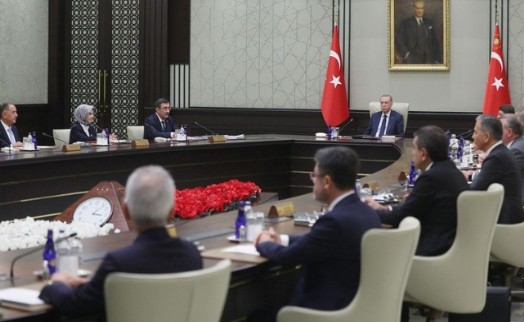 Gözler bu toplantıya çevrilmişti! Asgari ücret, memur, emekli...