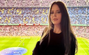 Simge bu kez Camp Nou'yu salladı!