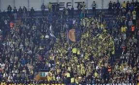 Fenerbahçe tribünlerinden HÜDA PAR tepkisi!