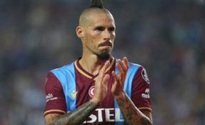 Trabzonspor'un yıldızından taraftarları üzen haber!