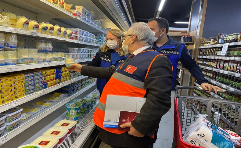 Stokçuluk yapanlar yakayı ele verdi