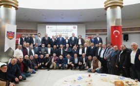 Başkan İsmet Yıldırım minibüsçülerle buluştu