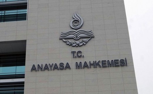 Anayasa Mahkemesi’nden flaş karar! Yüzbinlerce kamu işçisi...