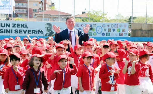 Başkan Oktay Aksu Sarıyerli çocukların 23 Nisan coşkusuna ortak oldu