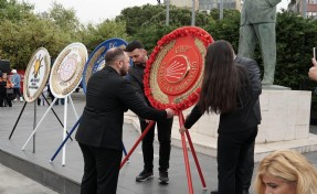 CHP Kartal 23 Nisan’da Atatürk’ü unutmadı